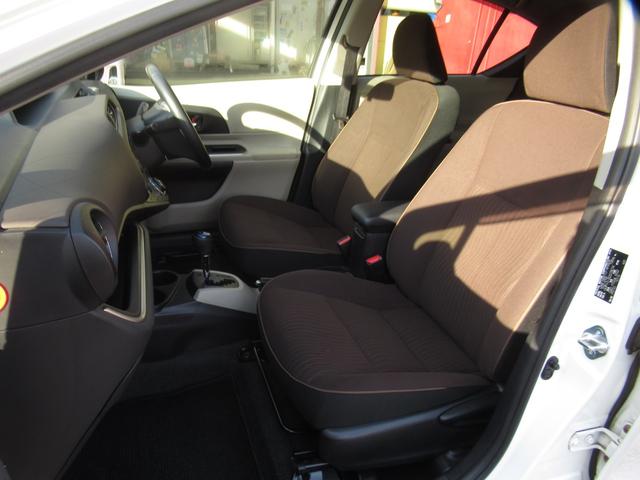 アクア Ｇ　スマートキー／ＴＲＣ／純正ＣＤ／ナノイーエアコン／運転席助手席シートヒーター／オートライト（6枚目）