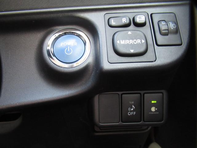 アクア Ｇ　スマートキー／ＴＲＣ／純正ＣＤ／ナノイーエアコン／運転席助手席シートヒーター／オートライト（21枚目）