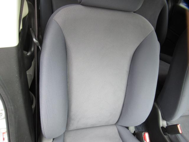 フリード Ｇ　車イス仕様車　７人乗り　福祉車両／スロープ／車イス電動固定装置／純正ナビＴＶ／バックカメラ／ＥＴＣ／前後ドライブレコーダー／パワースライドドア／キーレス／純正ＨＩＤ／禁煙車／タイミングチェーン（32枚目）