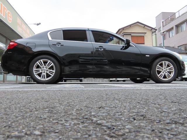 スカイライン 250GT 純正ナビ・バックモニター・ETC・ワンオーナー・禁煙車(23枚目)