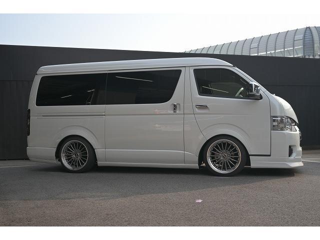 ハイエースバン スーパーＧＬ　ダークプライムＩＩ　ディーゼル車／パノラミックビューモニター／デュアルパワースライドドア／デジタルインナーミラー／ＥＳＳＥＸアルミホイール／ローダウン／ベッド付き／ＥＴＣ／ナビ（22枚目）