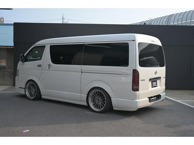 ハイエースバン スーパーＧＬ　ダークプライムＩＩ　ディーゼル車／パノラミックビューモニター／デュアルパワースライドドア／デジタルインナーミラー／ＥＳＳＥＸアルミホイール／ローダウン／ベッド付き／ＥＴＣ／ナビ（31枚目）
