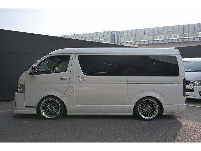 ハイエースバン スーパーＧＬ　ダークプライムＩＩ　ディーゼル車／パノラミックビューモニター／デュアルパワースライドドア／デジタルインナーミラー／ＥＳＳＥＸアルミホイール／ローダウン／ベッド付き／ＥＴＣ／ナビ（36枚目）