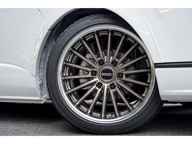 ハイエースワゴン ＧＬ　新車未登録／３ナンバー／１０人乗り／パノラミックビューモニター／デジタルインナーミラー／ＥＳＳＥＸアルミホイール／ローダウン／ＡＬＰＩＮＥ　ＢＩＧＸナビ／ＥＴＣ／電動スライドドア（22枚目）