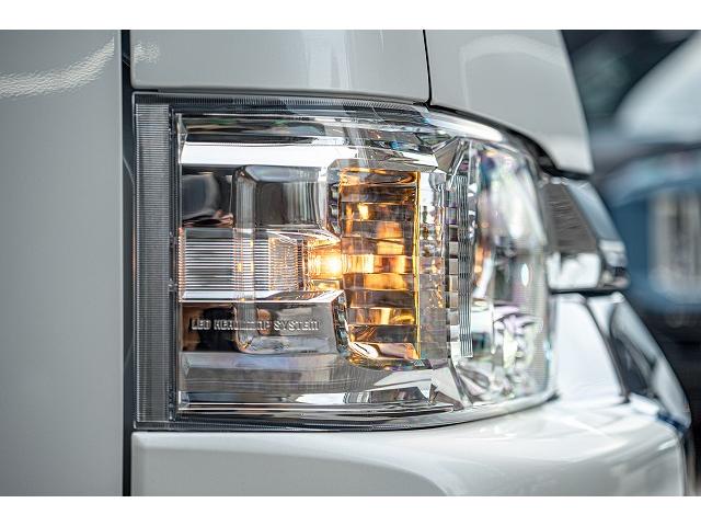 ハイエースワゴン ＧＬ　新車未登録／３ナンバー／１０人乗り／パノラミックビューモニター／デジタルインナーミラー／ＥＳＳＥＸアルミホイール／ローダウン／ＡＬＰＩＮＥ　ＢＩＧＸナビ／ＥＴＣ／電動スライドドア（31枚目）