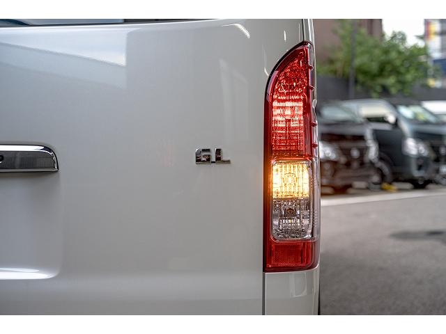 ハイエースワゴン ＧＬ　新車未登録／３ナンバー／１０人乗り／パノラミックビューモニター／デジタルインナーミラー／ＥＳＳＥＸアルミホイール／ローダウン／ＡＬＰＩＮＥ　ＢＩＧＸナビ／ＥＴＣ／電動スライドドア（35枚目）