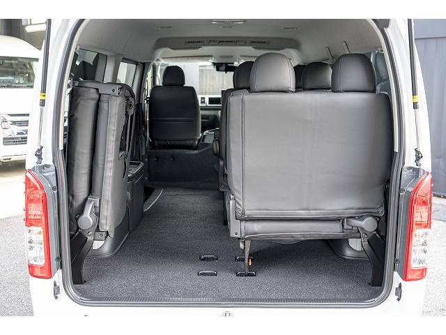 ハイエースワゴン ＧＬ　新車未登録／３ナンバー／１０人乗り／パノラミックビューモニター／デジタルインナーミラー／ＥＳＳＥＸアルミホイール／ローダウン／ＡＬＰＩＮＥ　ＢＩＧＸナビ／ＥＴＣ／電動スライドドア（43枚目）