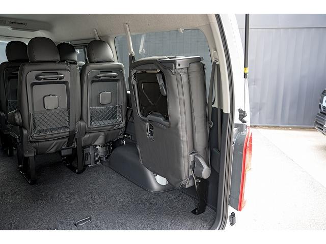 ハイエースワゴン ＧＬ　新車未登録／３ナンバー／１０人乗り／パノラミックビューモニター／デジタルインナーミラー／ＥＳＳＥＸアルミホイール／ローダウン／ＡＬＰＩＮＥ　ＢＩＧＸナビ／ＥＴＣ／電動スライドドア（45枚目）