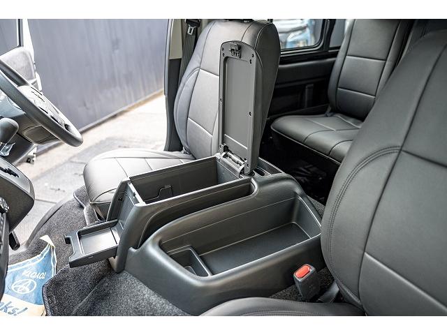 ハイエースワゴン ＧＬ　新車未登録／３ナンバー／１０人乗り／パノラミックビューモニター／デジタルインナーミラー／ＥＳＳＥＸアルミホイール／ローダウン／ＡＬＰＩＮＥ　ＢＩＧＸナビ／ＥＴＣ／電動スライドドア（61枚目）