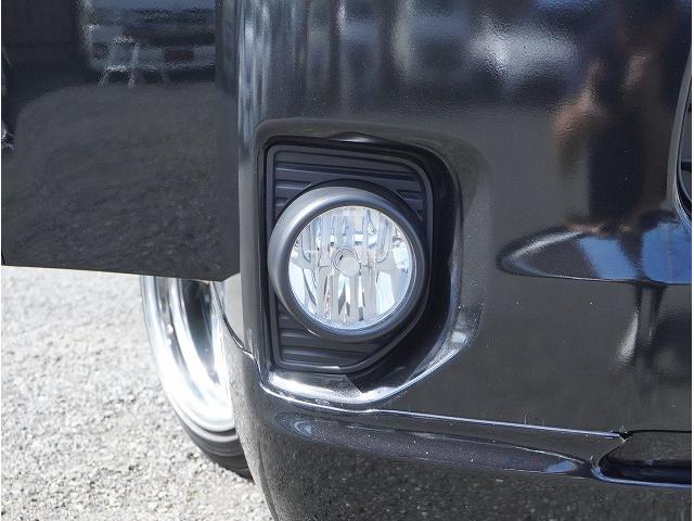 ハイエースバン DX GLパッケージ マニュアル車/6人乗り/ESSEXアルミホイール/ローダウン/バックカメラ/デジタルインナーミラー/横揺れ防止装置/レーダー/ベッドキット/LEDヘッドライト(25枚目)