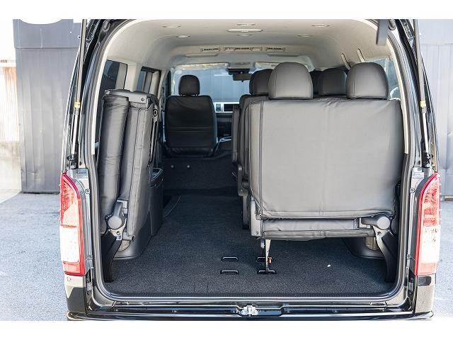 ハイエースワゴン ＧＬ　新車未登録／３ナンバー／１０人乗り／パノラミックビューモニター／デジタルインナーミラー／電動スライドドア／クリアランスソナー／ＥＳＳＥＸアルミホイール／ローダウン／（45枚目）
