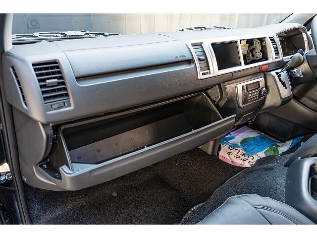 ハイエースワゴン ＧＬ　新車未登録／３ナンバー／１０人乗り／パノラミックビューモニター／デジタルインナーミラー／電動スライドドア／クリアランスソナー／ＥＳＳＥＸアルミホイール／ローダウン／（58枚目）