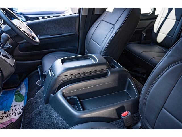 ハイエースワゴン ＧＬ　新車未登録／３ナンバー／１０人乗り／パノラミックビューモニター／デジタルインナーミラー／電動スライドドア／クリアランスソナー／ＥＳＳＥＸアルミホイール／ローダウン／（78枚目）
