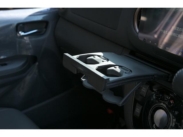 キャラバン ロンググランドプレミアムＧＸ　新車未登録／ディーゼル車／２ＷＤ／ベッドキット／ＡＬＰＩＮＥ　ＢＩＧＸナビ／ＥＴＣ２．０／ドライブレコーダー／クリアランスソナー／デジタルインナーミラー／パノラミックビューモニター（75枚目）