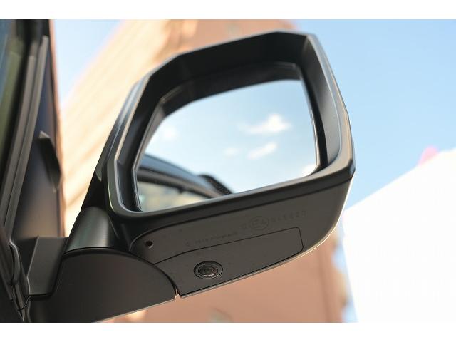 ハイエースワゴン ＧＬ　新車未登録／１０人乗り／３ナンバー／ベッドキット４ブラウン仕様／クリムソンディーンクロスカントリー　ホワイトリボンセット／ＲＩＶＡＩ　コーナーレンズカバー／ＣＬＡＳＳＩＣ　テールランプ／シートカバー（11枚目）