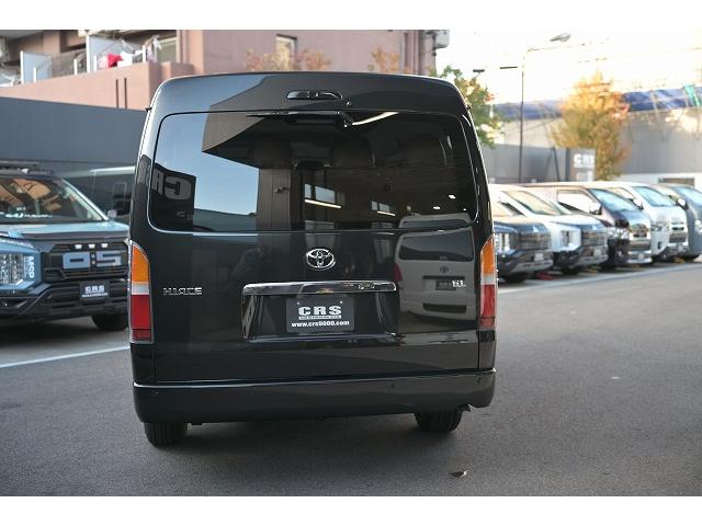 ハイエースワゴン ＧＬ　新車未登録／１０人乗り／３ナンバー／ベッドキット４ブラウン仕様／クリムソンディーンクロスカントリー　ホワイトリボンセット／ＲＩＶＡＩ　コーナーレンズカバー／ＣＬＡＳＳＩＣ　テールランプ／シートカバー（24枚目）
