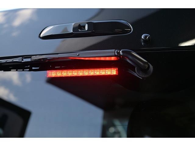 ハイエースワゴン ＧＬ　新車未登録／１０人乗り／３ナンバー／ベッドキット４ブラウン仕様／クリムソンディーンクロスカントリー　ホワイトリボンセット／ＲＩＶＡＩ　コーナーレンズカバー／ＣＬＡＳＳＩＣ　テールランプ／シートカバー（31枚目）