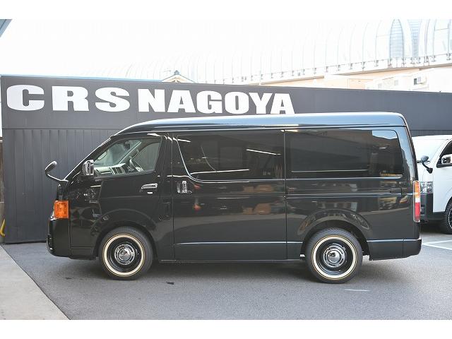 ハイエースワゴン ＧＬ　新車未登録／１０人乗り／３ナンバー／ベッドキット４ブラウン仕様／クリムソンディーンクロスカントリー　ホワイトリボンセット／ＲＩＶＡＩ　コーナーレンズカバー／ＣＬＡＳＳＩＣ　テールランプ／シートカバー（35枚目）