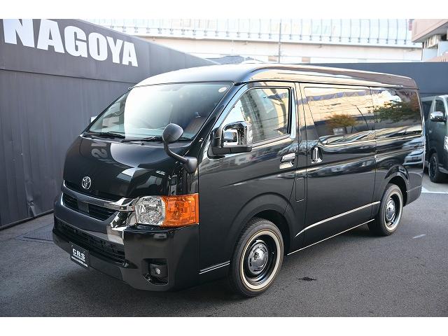 ハイエースワゴン ＧＬ　新車未登録／１０人乗り／３ナンバー／ベッドキット４ブラウン仕様／クリムソンディーンクロスカントリー　ホワイトリボンセット／ＲＩＶＡＩ　コーナーレンズカバー／ＣＬＡＳＳＩＣ　テールランプ／シートカバー（36枚目）