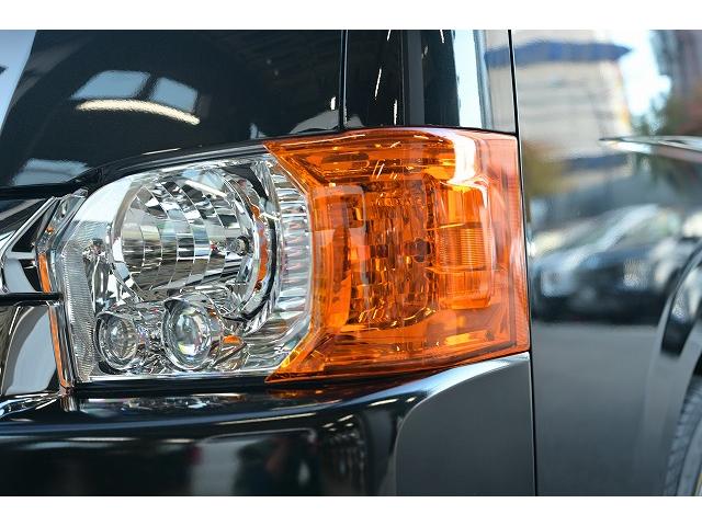 ハイエースワゴン ＧＬ　新車未登録／１０人乗り／３ナンバー／ベッドキット４ブラウン仕様／クリムソンディーンクロスカントリー　ホワイトリボンセット／ＲＩＶＡＩ　コーナーレンズカバー／ＣＬＡＳＳＩＣ　テールランプ／シートカバー（38枚目）