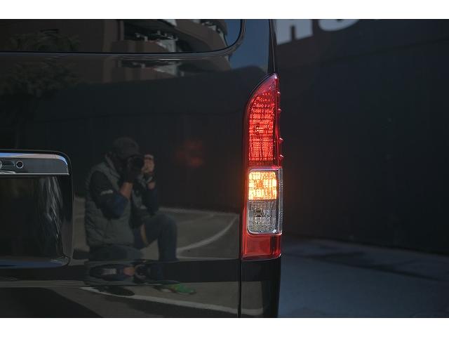 ハイエースワゴン ＧＬ　３ナンバー／１０人乗り／ＲＡＹＳ　チームデイトナ　ＦＤＸ１７インチ／ＡＬＰＩＮＥ　ＢＩＧＸナビ／フリップダウンモニター／電動スライドドア／ＥＴＣ／ＬＥＤヘッドライト（35枚目）