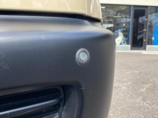 ランドクルーザー１００ ＶＸリミテッド　Ｇセレクション　丸目仕様／ベージュ全塗装／ＴＯＹＯＴＡロゴグリル／マルチレス／センターデフロック／メモリーナビ／バックカメラ／Ｂｌｕｅｔｏｏｔｈ接続／ドラレコ／サンルーフ／シートヒーター／パワーシート／クーラーＢＯＸ（12枚目）