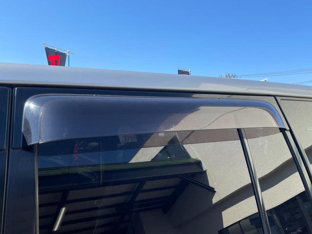 ランドクルーザー１００ ＶＸリミテッド　ユーザー買取車／ＮＯＸ適合済み／最終型／マルチレス／タイベル交換済み／フルノーマル／ＴＯＹＯオプカンＡＴタイヤ／純正１７ＡＷ／社外ＳＤナビ・フルセグＴＶ／バックカメラ／センターデフロック付き（65枚目）