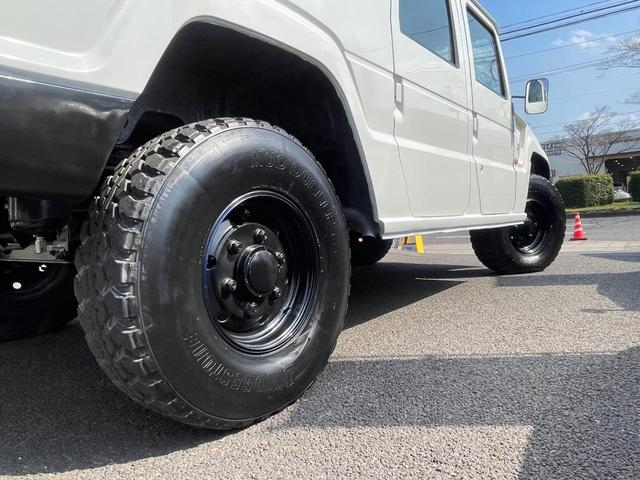 メガクルーザー ベースグレード　新品全塗装／走行３．９万ｋｍ／ガラスルーフ／前後デフロック付き／センターデフロック付き／ＥＴＣ／背面タイヤ／パワーウィンドウ／ヒッチメンバー／パワーステアリング／クーラー（23枚目）