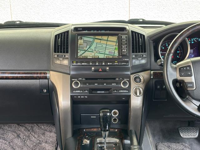 ランドクルーザー ＡＸ　Ｇセレクション　前期型／寒冷地仕様／新品ジオランダーＸＡＴタイヤ／新品ＭＫＷ２２ＡＷ／新品キープスラント製コイルスプリング／２インチリフトアップ／センターデフロック／バックカメラ／ＥＴＣ／パワーシート／本革シート（21枚目）