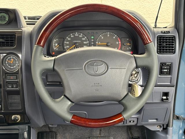 ランドクルーザープラド ＲＸ　９０ショート／ディーゼルターボ／新品全塗装アルルブルー／背面タイヤ付き／新品ジオランダーＸＡＴタイヤ／新品ＸＴＲＥＭＥ－Ｊ１６ＡＷ／新品ウッドコンビハンドル／新品各所ランプ／新品社外グリル（16枚目）