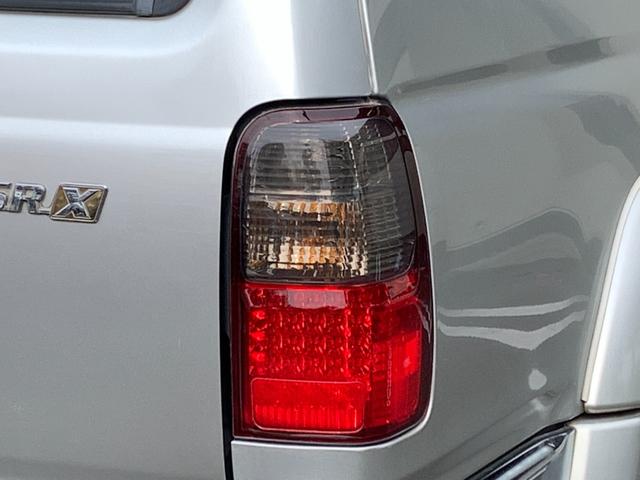 ハイラックスサーフ SSR-X 全塗装ベース車/4×4エンジニアリング2インチアップキット/MKW16インチホイール(8枚目)