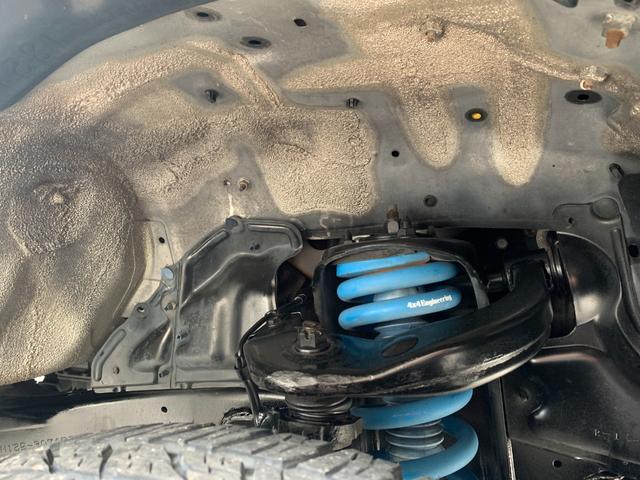 ハイラックスサーフ SSR-X 全塗装ベース車/4×4エンジニアリング2インチアップキット/MKW16インチホイール(14枚目)