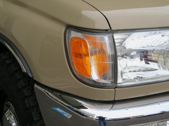 ハイラックスサーフ ＳＳＲ－Ｘ　内装ベージュ／ベージュペイント／シートカバー／バックカメラ／ドラレコ／ＤＥＡＮ１６インチ／社外ステップ／社外ヘッドライト／ＵＳコーナー／ＬＥＤコンビテール／ウッドパネル／ナビ／ＥＴＣ（16枚目）