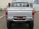 TOYOTA HILUX SPORTS PICK UP