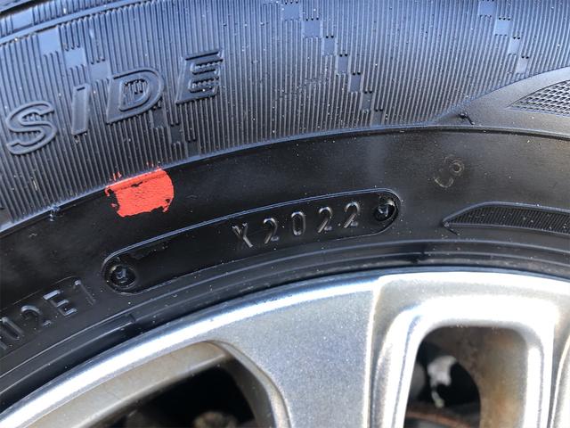 VS グー鑑定4-4 修復歴なし 車検R5年5月まで 純正マット&バイザー レベライザー 電格ミラー 2WD アームレスト 全席パワーウィンドウ 2022年製タイヤ キーレスエントリー 社外アルミ CD再生(17枚目)