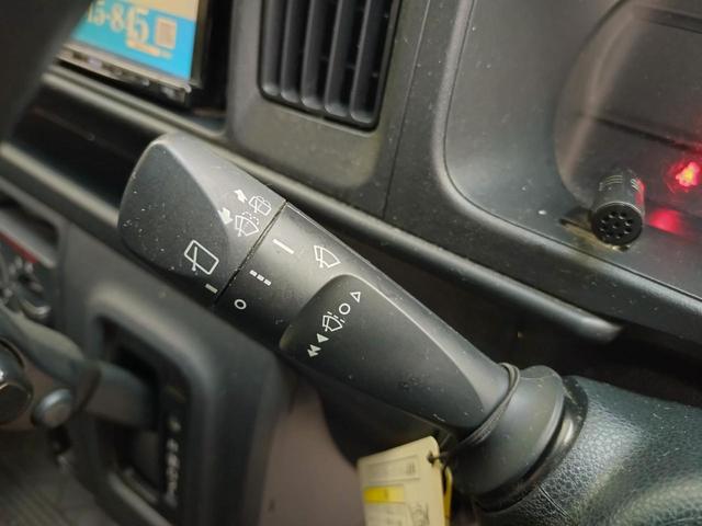 ハイゼットカーゴ クルーズＳＡＩＩＩ　ＡＴ　法定整備あり　ＥＴＣ　ナビ　ＴＶ　Ｂカメラ　衝突被害軽減システム　クリアランスソナー　ドライブレコーダー　　両側スライドドア　キーレスエントリー　アイドリングストップ　電動格納ミラー（9枚目）