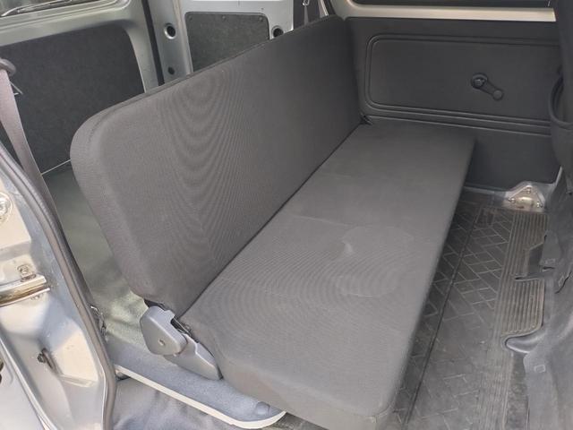 ハイゼットカーゴ クルーズＳＡＩＩＩ　ＡＴ　法定整備あり　ＥＴＣ　ナビ　ＴＶ　Ｂカメラ　衝突被害軽減システム　クリアランスソナー　ドライブレコーダー　　両側スライドドア　キーレスエントリー　アイドリングストップ　電動格納ミラー（52枚目）