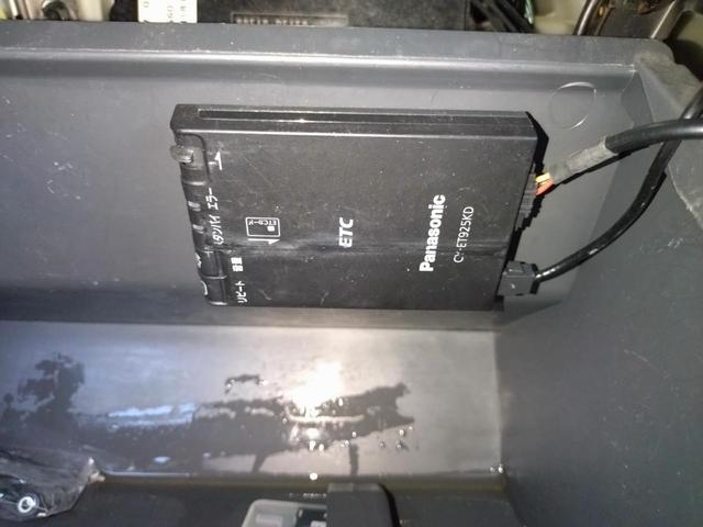 ハイゼットカーゴ ＤＸ　ＡＴ　ドライブレコーダー　ＥＴＣ　ナビ　ＴＶ　両側スライドドア　エアコン　パワーウィンドウ　運転席エアバッグ　記録簿　ＣＤ　Ｂｌｕｅｔｏｏｔｈ（11枚目）