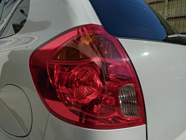 ベリーサ マゼンタセレクション　ＥＴＣ　Ｂカメラ　法定整備あり　ナビ　ＴＶ　アルミホイール　オートライト　ＨＩＤ　合革シート　スマートキー　ＡＴ　盗難防止システム　衝突安全ボディ　ＡＢＳ　エアコン　パワーステ　パワーウィンドウ（43枚目）