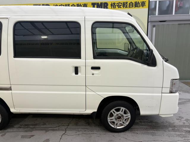サンバーバン ＶＢ　走行距離約６１０００ｋｍ　バン　ハイルーフ　ＥＴＣ　ナビ　Ｂｌｕｅｔｏｏｔｈ　運転席エアバッグ　エアコン　パワーステアリング　キーレスエントリー（9枚目）