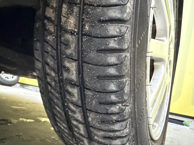 ルクラカスタム Rリミテッド 純正アルミホイール ナビケーション FM AM フルセグ スマートキー CD フォグ Rリミテッド カスタム 運転席エアバック 助手席エアバック パワーウィンドウ パワーステアリング 盗難防止装置(25枚目)