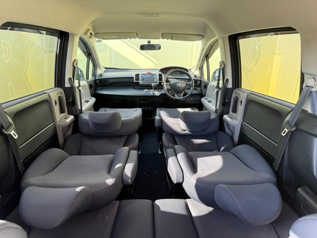 フリード G Lパッケージ 走行距離約7.2万キロ 3列シート 7人乗り 両側電スラ ウォークスルー ナビ バックカメラ ETC CD キーレスエントリー パワーステアリング パワーウィンドウ 運転席助手席エアバック ABS(35枚目)