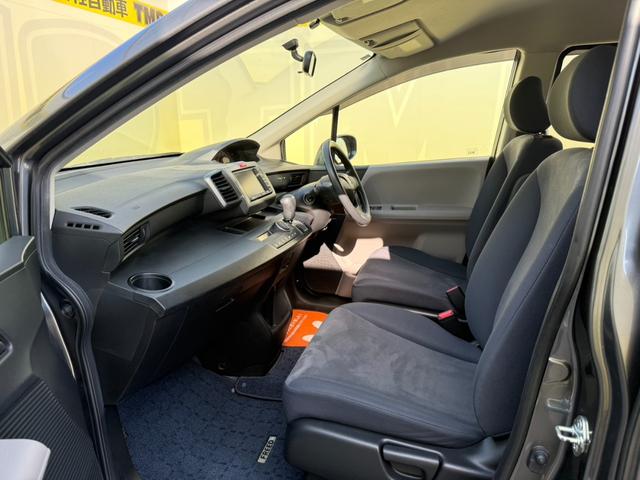 フリード G Lパッケージ 走行距離約7.2万キロ 3列シート 7人乗り 両側電スラ ウォークスルー ナビ バックカメラ ETC CD キーレスエントリー パワーステアリング パワーウィンドウ 運転席助手席エアバック ABS(41枚目)