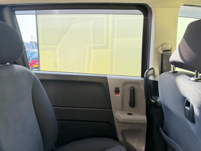 フリード G Lパッケージ 走行距離約7.2万キロ 3列シート 7人乗り 両側電スラ ウォークスルー ナビ バックカメラ ETC CD キーレスエントリー パワーステアリング パワーウィンドウ 運転席助手席エアバック ABS(52枚目)