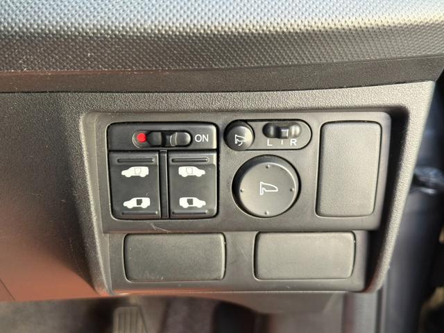 フリード G Lパッケージ 走行距離約7.2万キロ 3列シート 7人乗り 両側電スラ ウォークスルー ナビ バックカメラ ETC CD キーレスエントリー パワーステアリング パワーウィンドウ 運転席助手席エアバック ABS(57枚目)