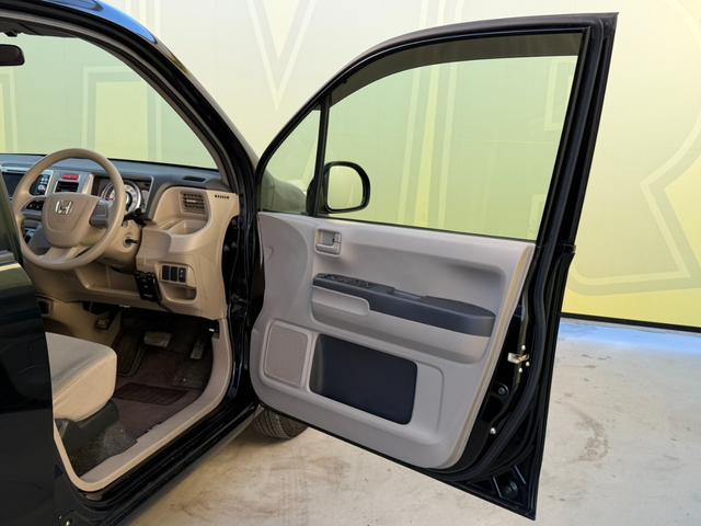 ライフ G 検R8/8 バックカメラ ETC テレビ ラジオ ナビケーション エアコン パワーウィンドウ パワーステアリング ベンチシート キーレスエントリー 運転席エアバック 助手席エアバック(41枚目)