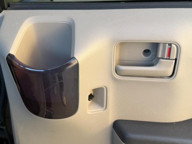 ライフ G 検R8/8 バックカメラ ETC テレビ ラジオ ナビケーション エアコン パワーウィンドウ パワーステアリング ベンチシート キーレスエントリー 運転席エアバック 助手席エアバック(44枚目)