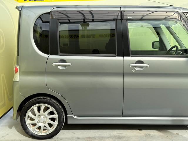 タント カスタムＲＳ　ドラレコ　ＡＭ　ＦＭ　ＣＤ　テレビ　ナビケーション　フルフラット　片側スライドドア　運転席エアバック　助手席エアバック　ＡＢＳ　盗難防止装置　ベンチシート　キーレスエントリー　フロントフォグランプ（11枚目）