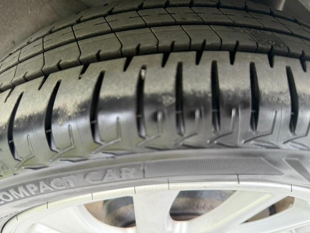 タント カスタムＲＳ　ドラレコ　ＡＭ　ＦＭ　ＣＤ　テレビ　ナビケーション　フルフラット　片側スライドドア　運転席エアバック　助手席エアバック　ＡＢＳ　盗難防止装置　ベンチシート　キーレスエントリー　フロントフォグランプ（31枚目）