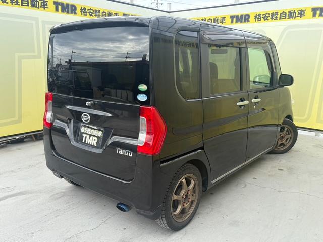 タント L 社外アルミホイール スタッドレスタイヤ ローダウン 両側スライドドア フルフラットシート CD AM FM エアバック 助手席エアバック 運転席エアバック パワーステアリング パワーウィンドウ(17枚目)